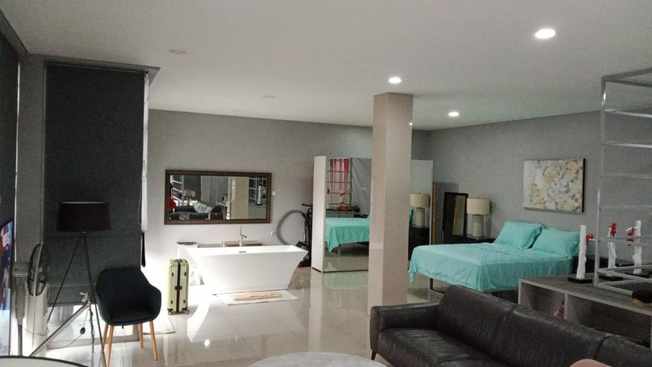 Gezonder Antapani Bandung